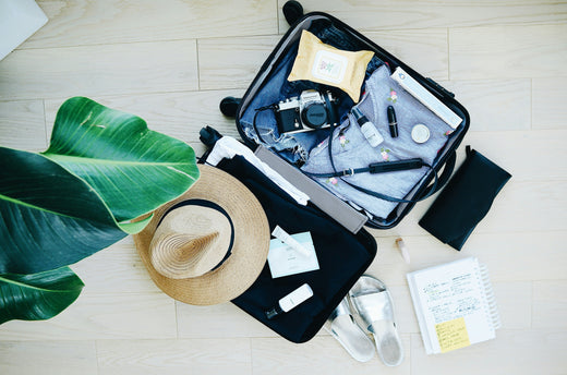 5 Top Essentials for Long Flights That Just Make Travel Life Easier