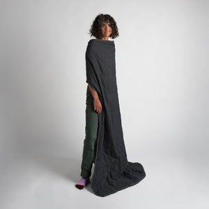 Layover™ Blanket Black