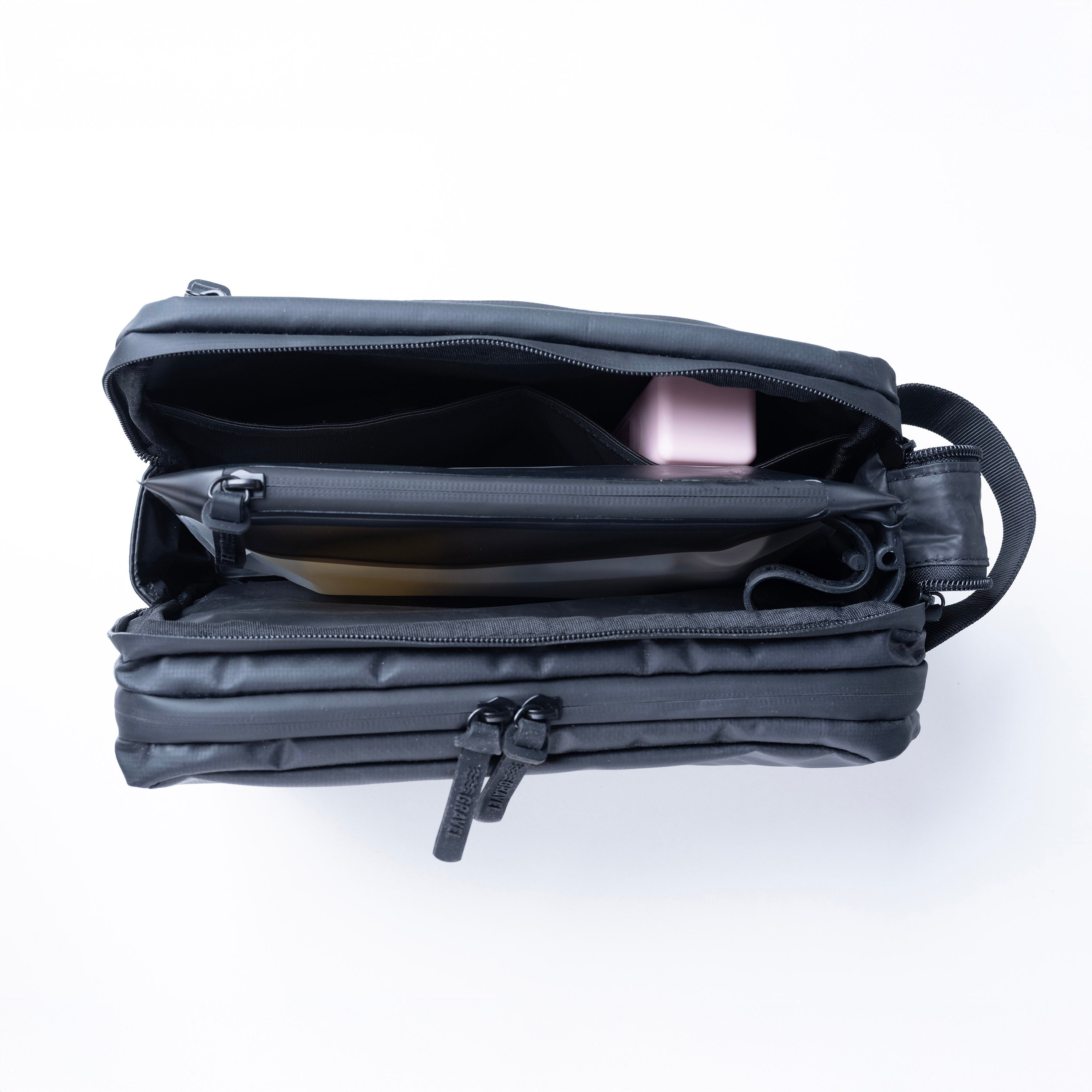 Max™ Toiletry Bag