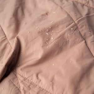 Couverture de voyage Layover™ - Isolée et pliable | QuartzXL