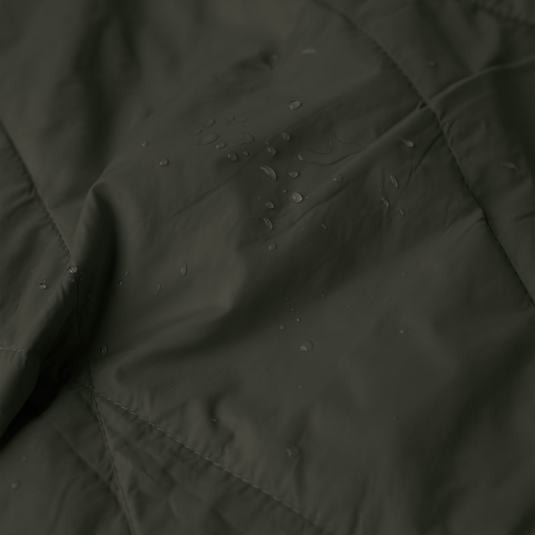 Couverture de voyage Layover™ - Isolée et pliable | Épicéa