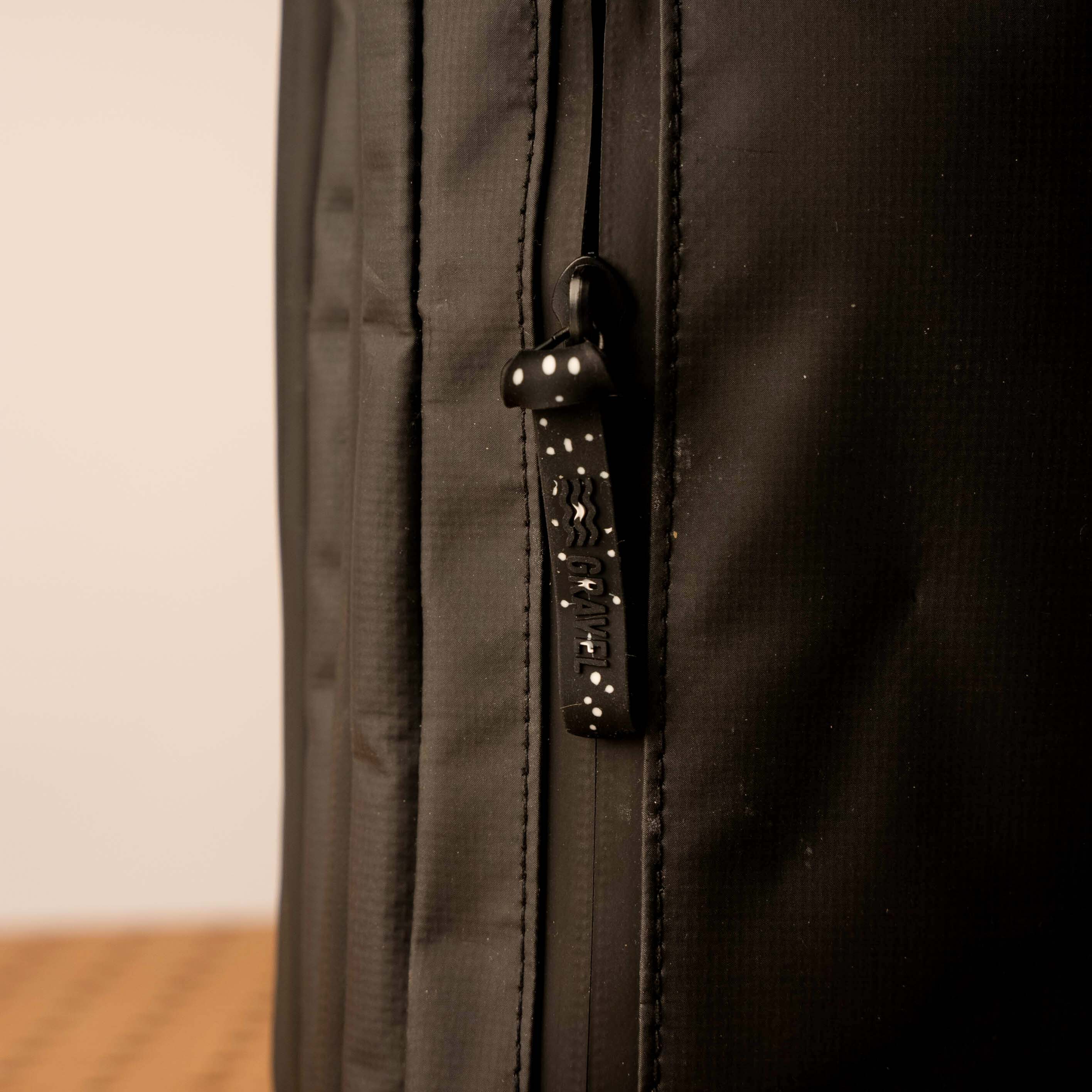 Toiletry Bag Zipper Pulls Black Sand